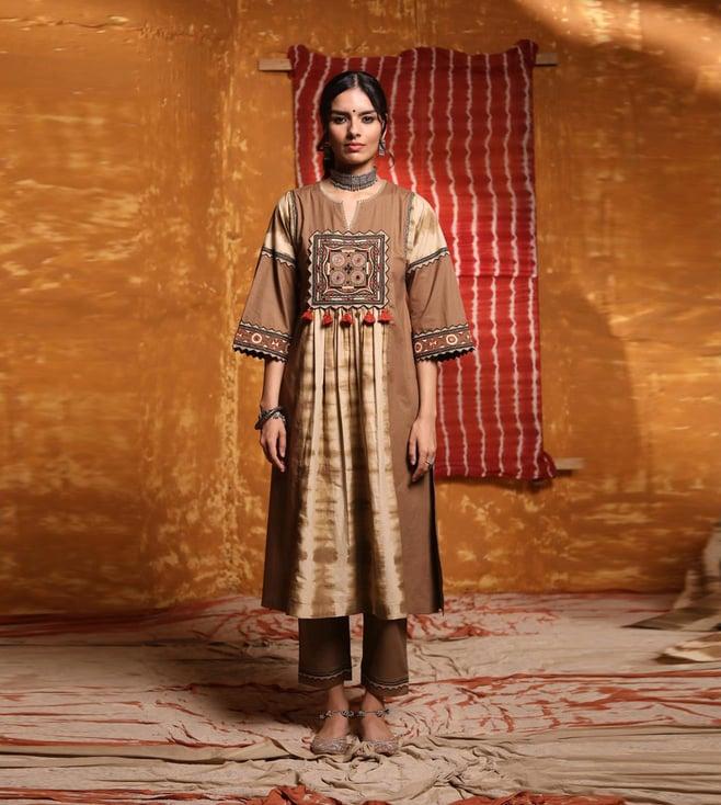 shivani bhargava brown rajj colour patch kurta with pants