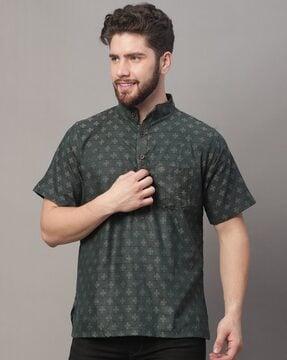 short kurta with patch pocket