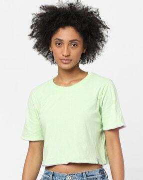 short-sleeve crew-neck t-shirt