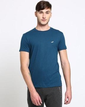 short-sleeve crew-neck t-shirt