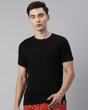 short sleeve crew-neck t-shirt