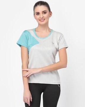 short-sleeve crew-neck t-shirt