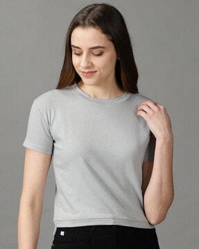 short-sleeve crew-neck top