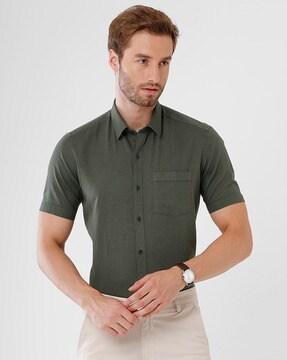 short sleeve slim fit shirt