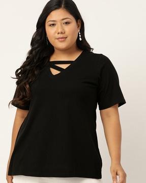 short-sleeve v-neck t-shirt