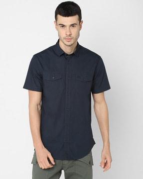 short-sleeves cotton shirt with flap pockets