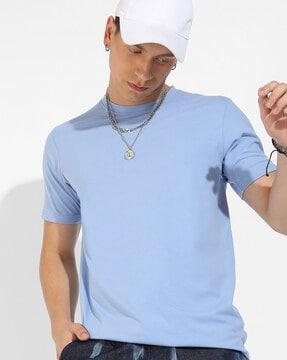 short-sleeves crew-neck t-shirt