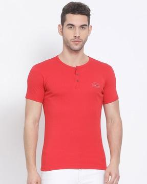 short sleeves henley t-shirt