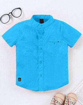 short-sleeves shirt with patch pocket