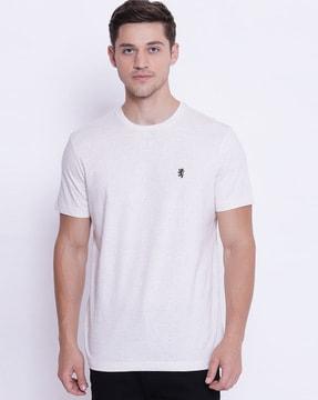 short sleeves t-shirt with textured detail
