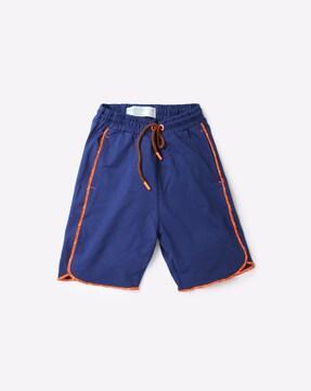 shorts with elasticated drawstring waist