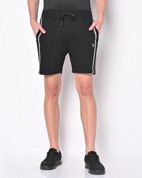 shorts with elasticated drawstring waist