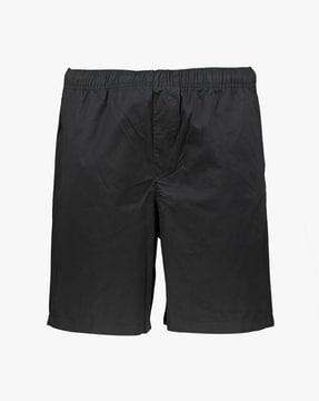 shorts with elasticated waist