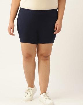 shorts with elasticated waistband