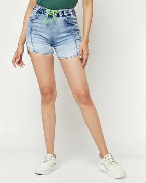 shorts with elasticated waistband