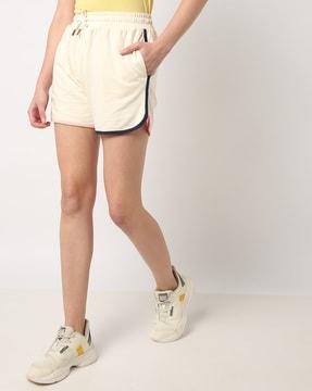 shorts with insert pockets