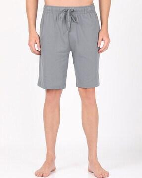 shorts with insert pockets