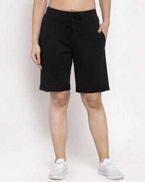 shorts with insert pockets