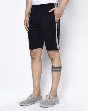 shorts with insert pockets