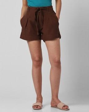 shorts with insert pockets