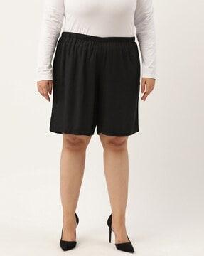 shorts with insert pockets