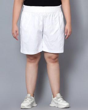 shorts with insert pockets