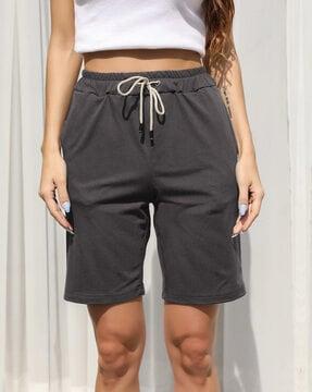 shorts with insert pockets