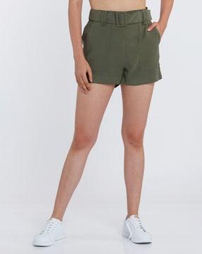 shorts with waist belt