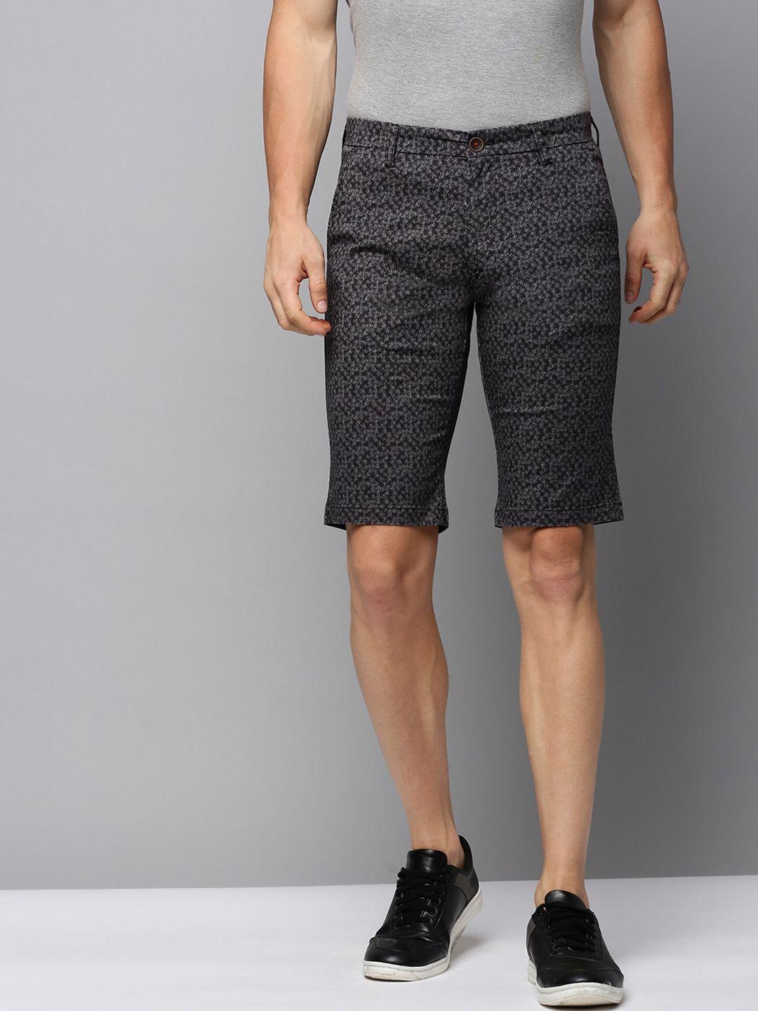 showoff men abstract printed cotton mid-rise chinos shorts