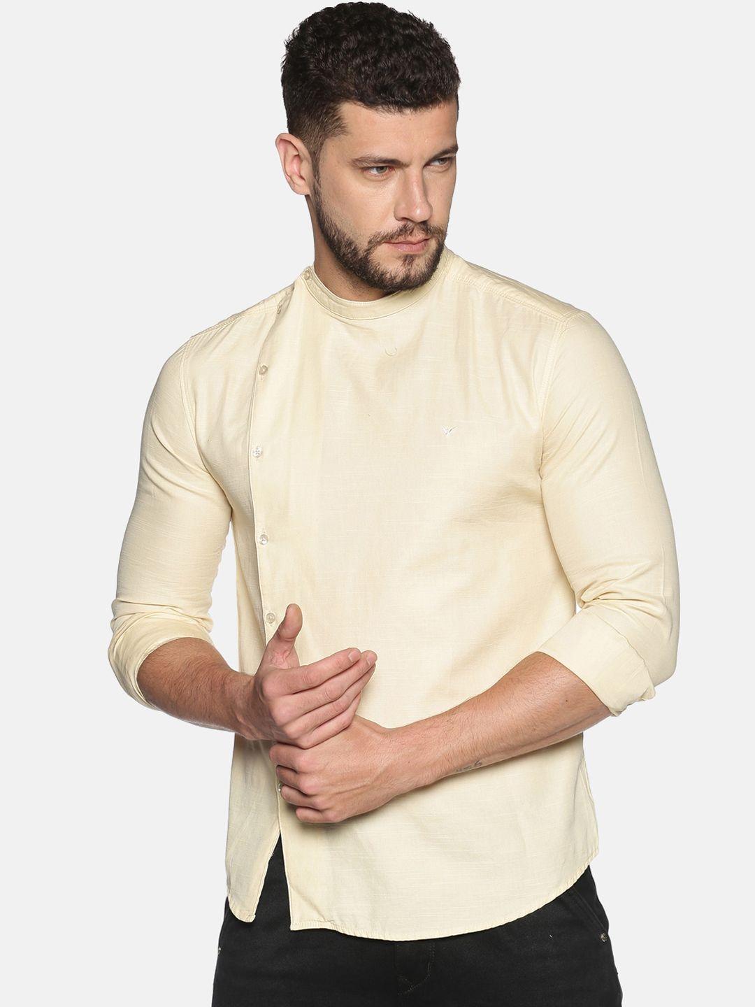 showoff men beige slim fit solid casual shirt