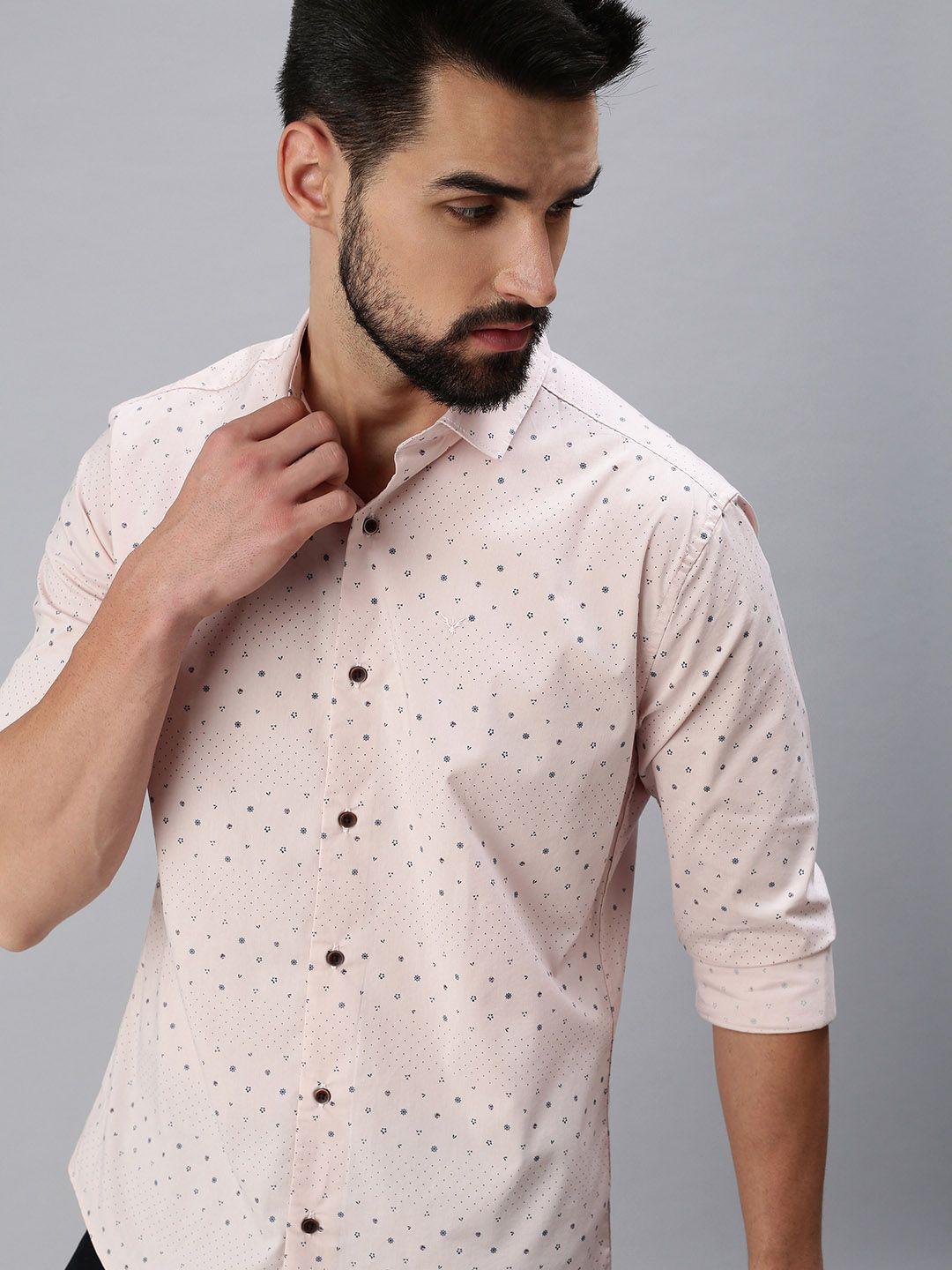 showoff men mauve comfort slim fit printed casual shirt