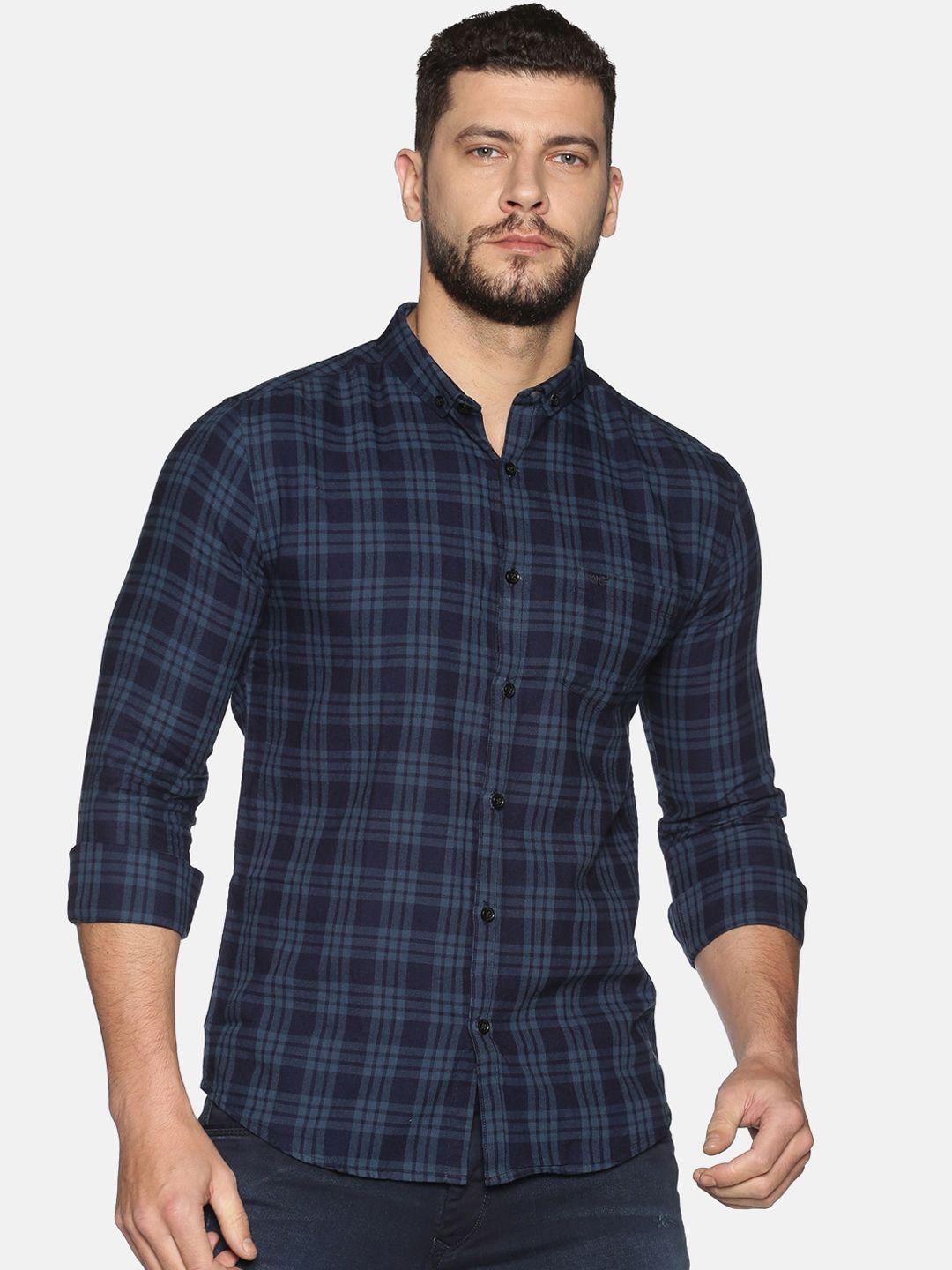 showoff men navy blue slim fit checked casual shirt