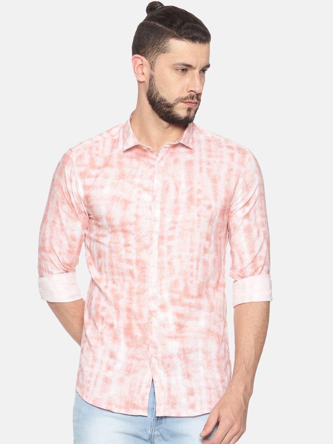 showoff men peach & white slim fit printed casual shirt