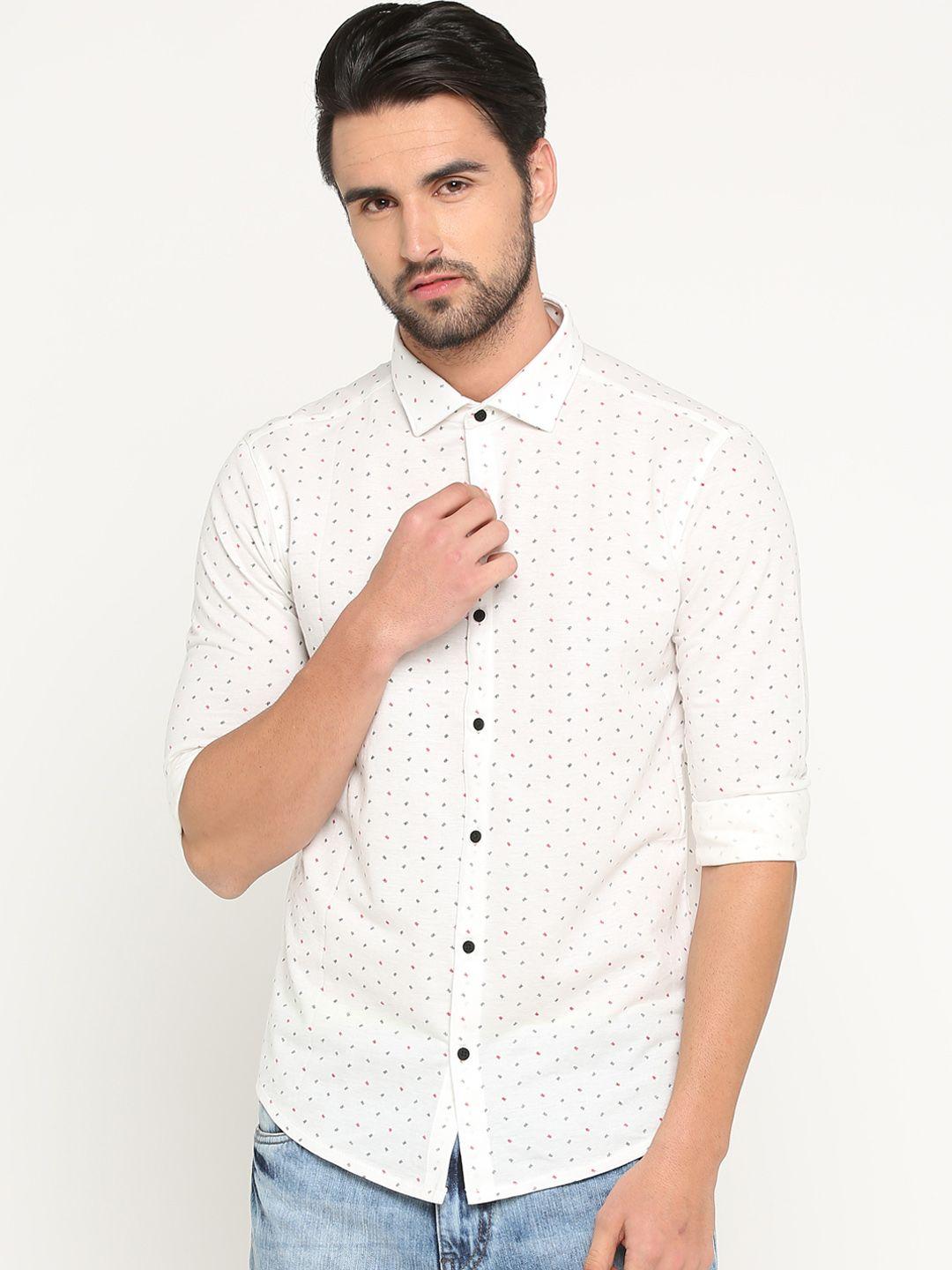 showoff men white & black slim fit printed casual shirt