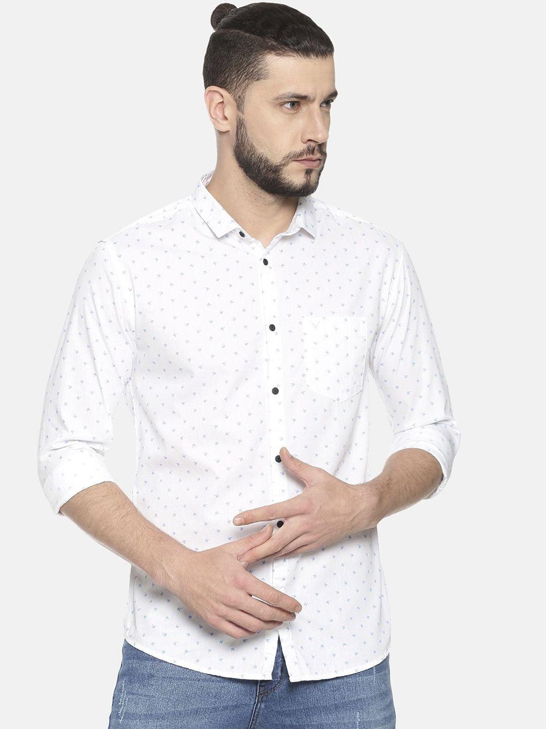 showoff men white & blue slim fit printed casual shirt