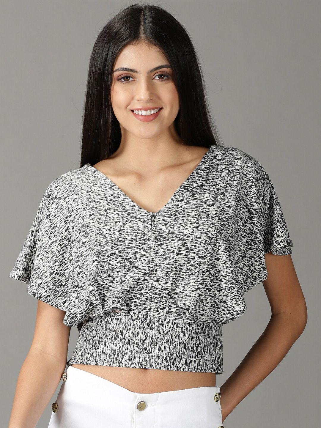 showoff print extended sleeves crop top