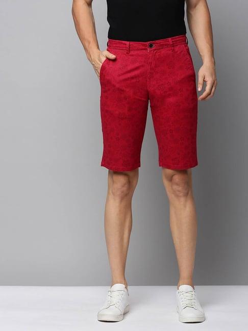 showoff red regular fit printed shorts