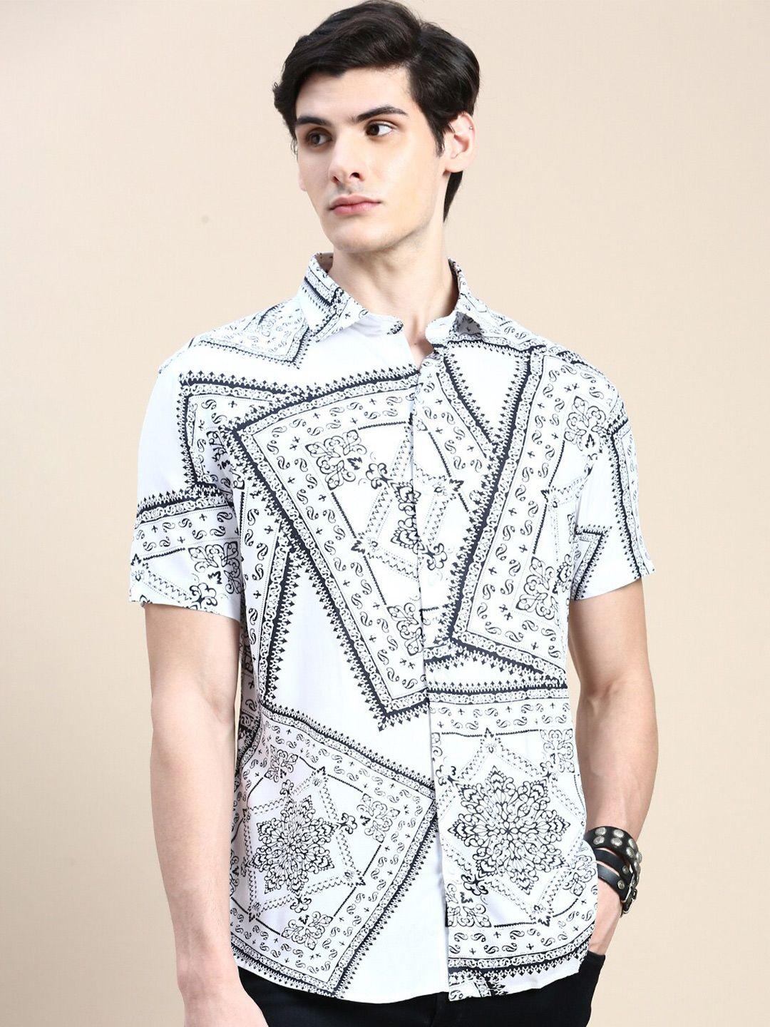 showoff standard slim fit ethnic motifs printed cotton casual shirt