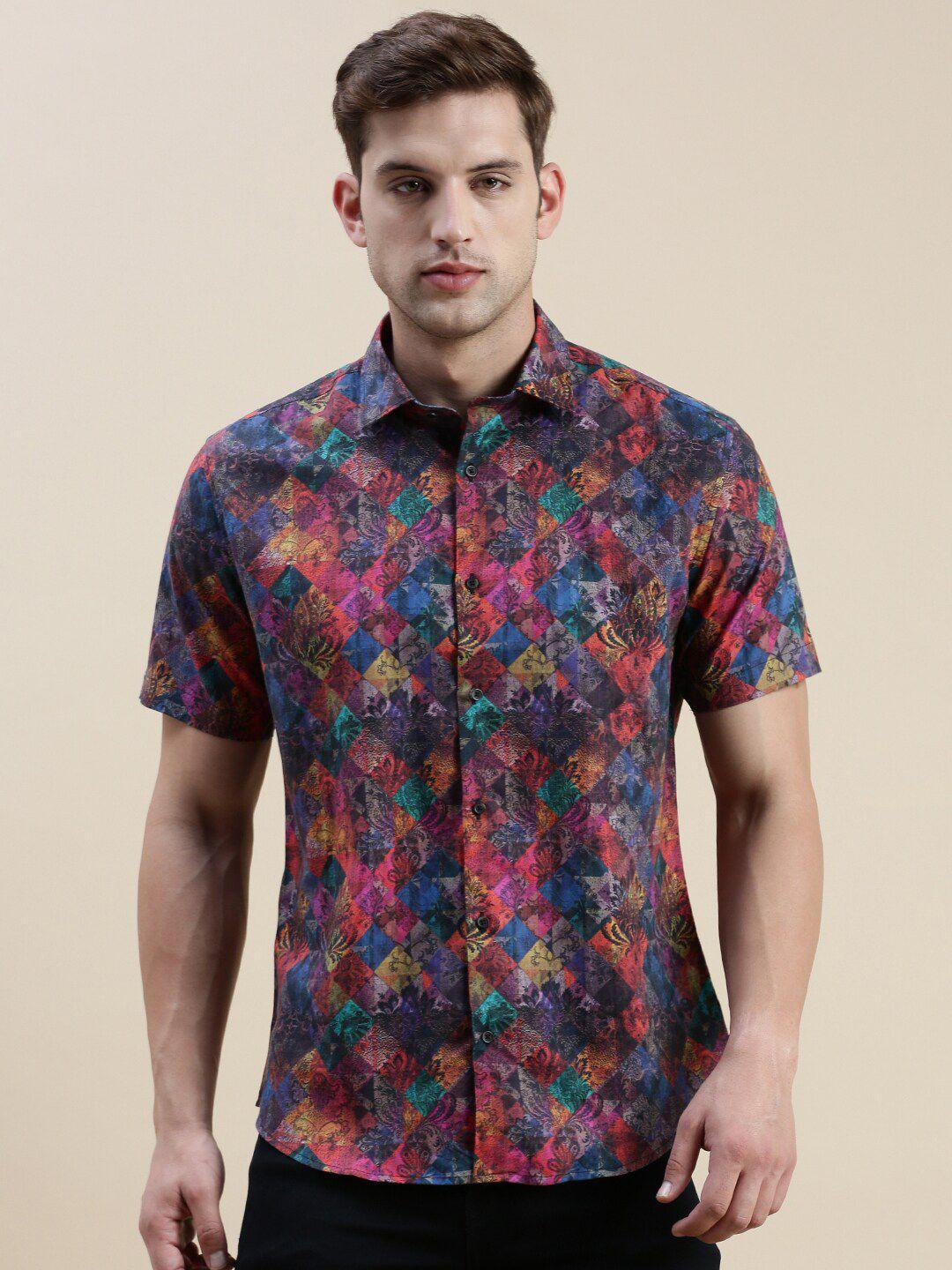 showoff standard slim fit geometric printed cotton casual shirt