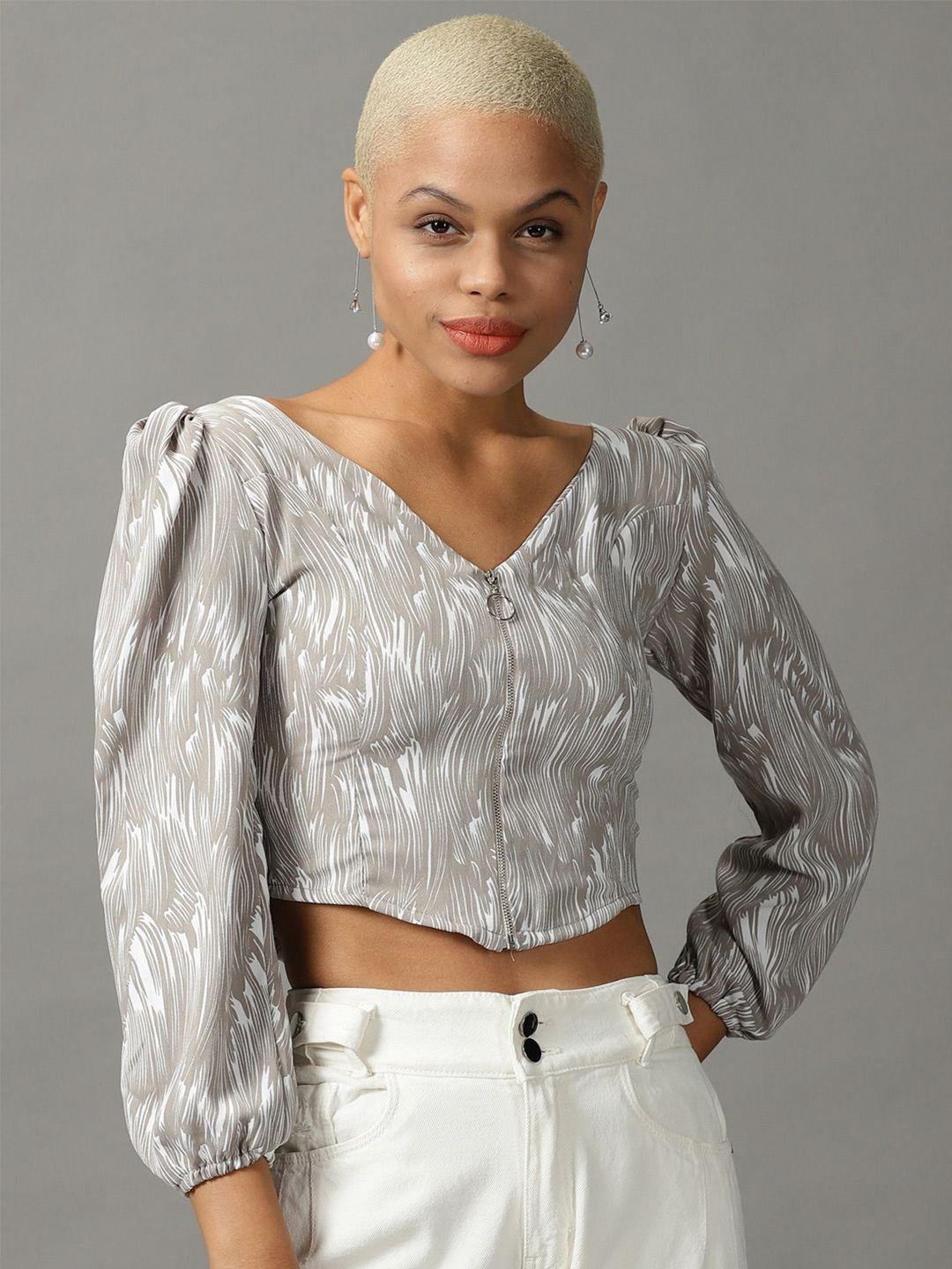 showoff v-neck print crop top