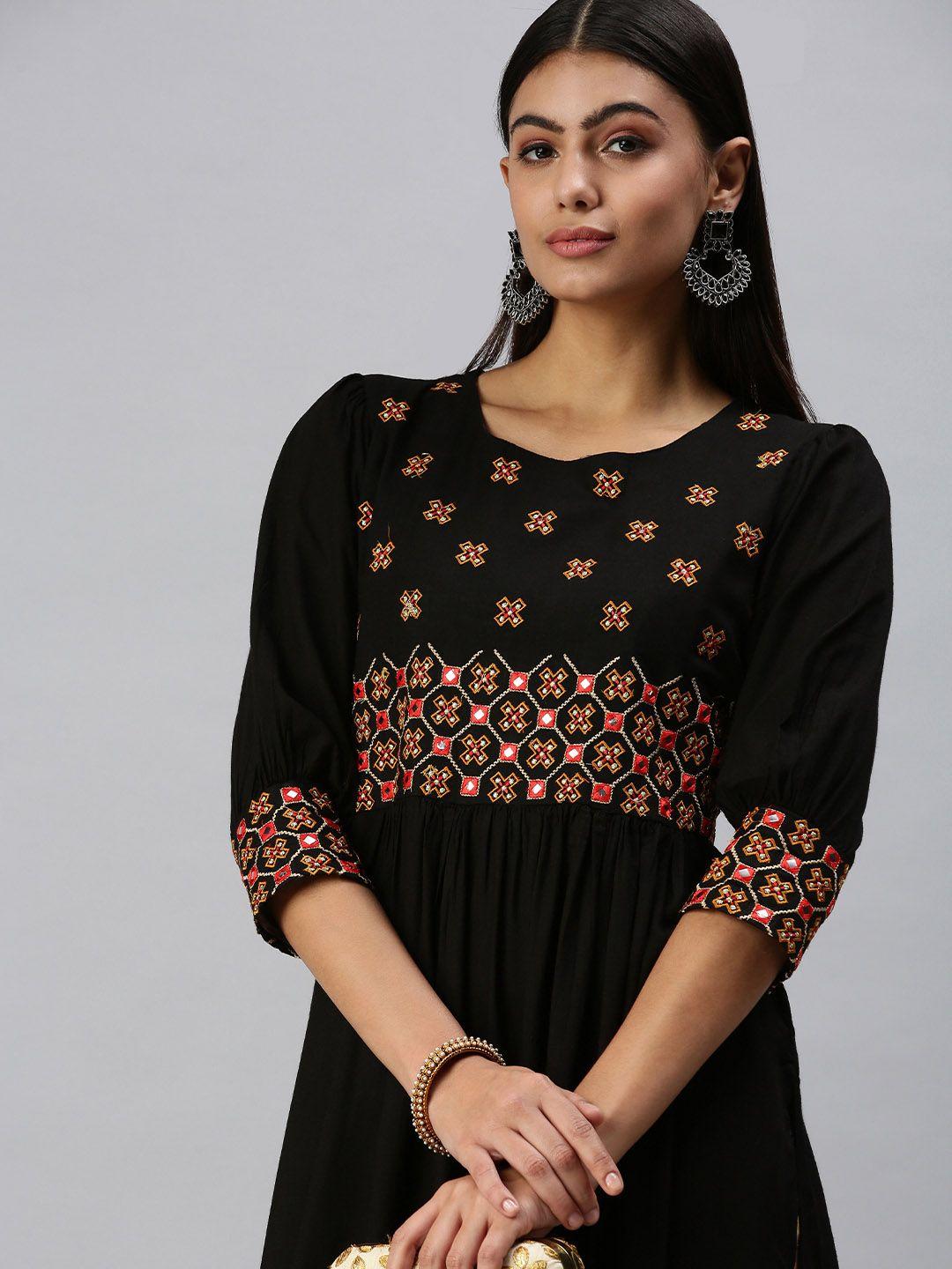 showoff women black geometric embroidered thread work kurta