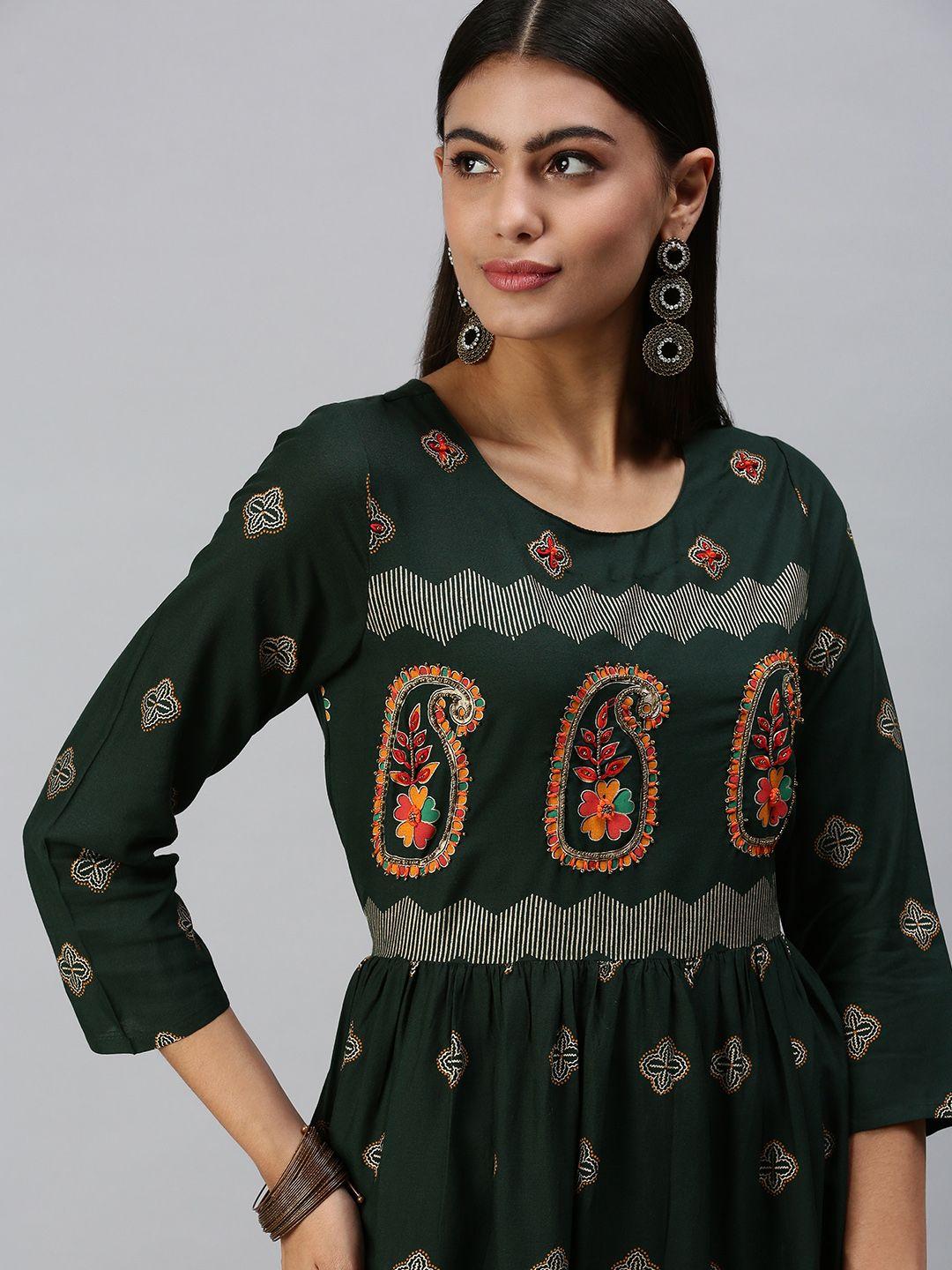 showoff women green paisley embroidered thread work anarkali kurta