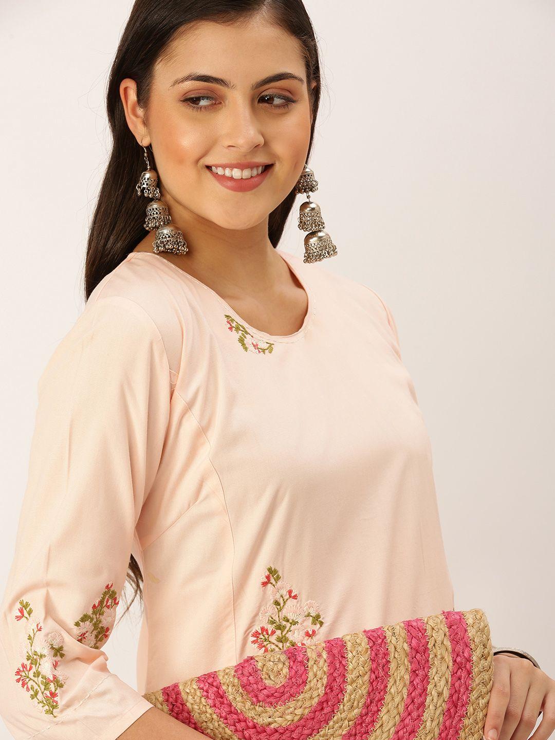 showoff women peach-coloured floral thread work kurta