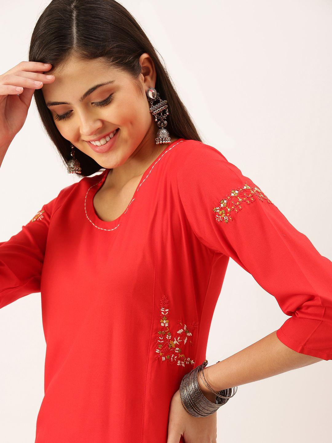 showoff women red & white solid cotton straight kurta