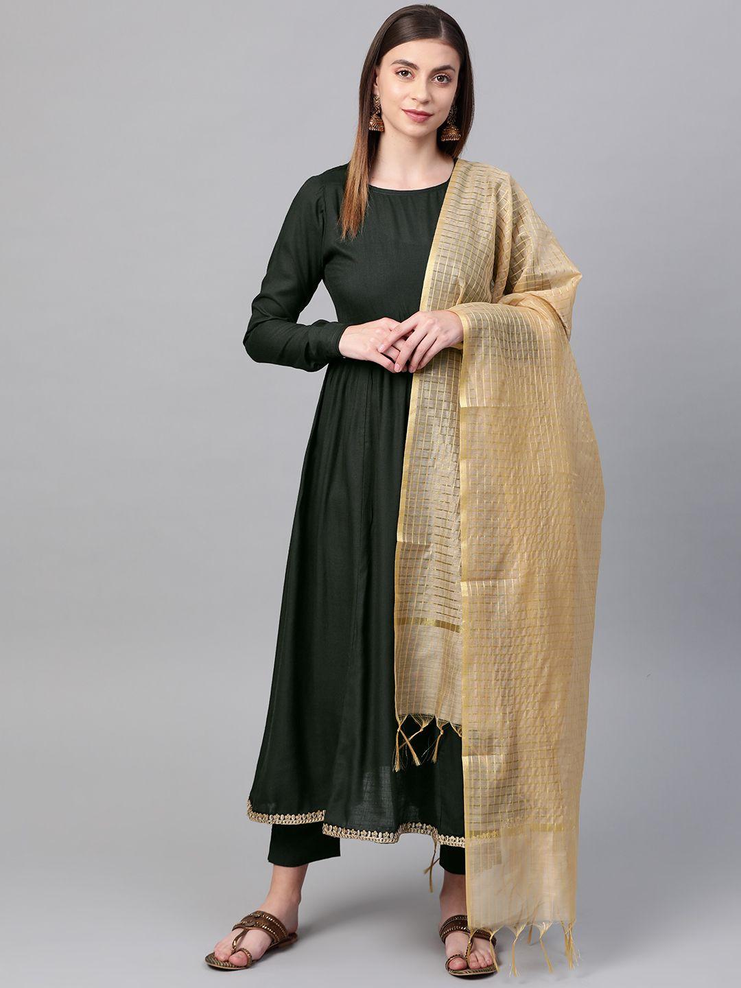 siah women green & beige solid kurta with trousers & dupatta