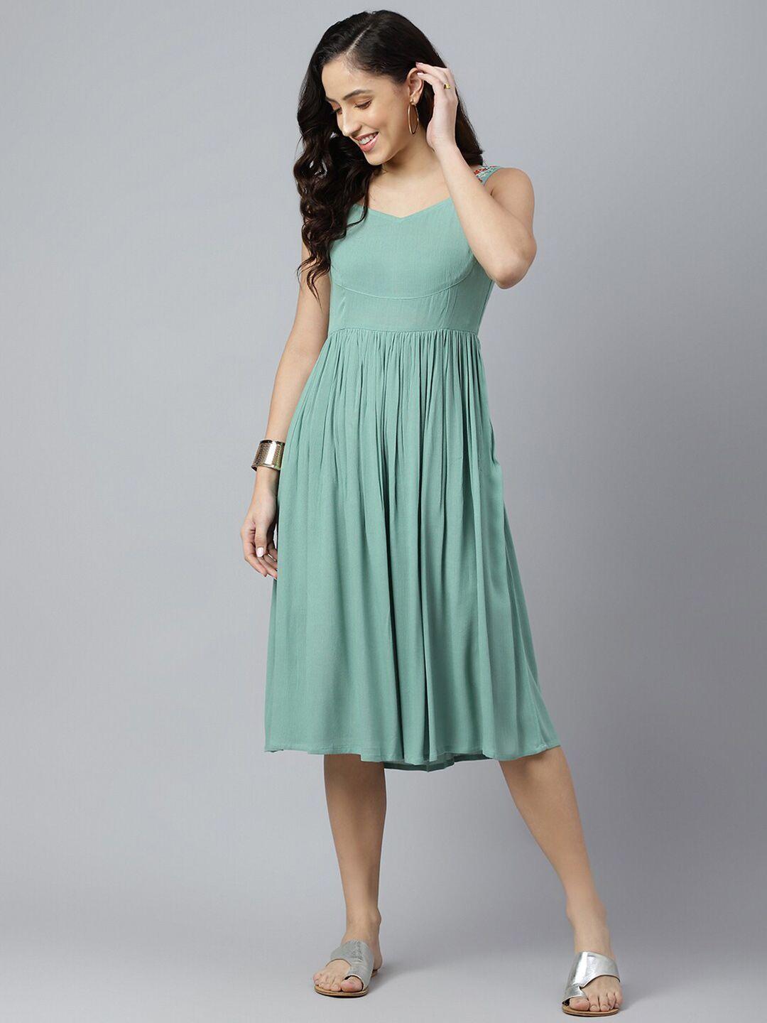 siah women green midi dress