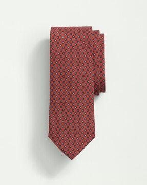 silk framed circle tie