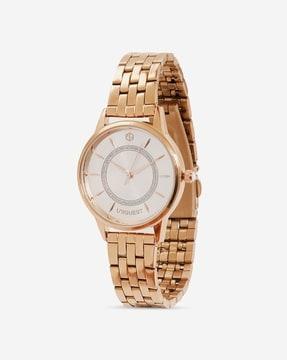 silver dial analogue fashion watch with steel strap for women