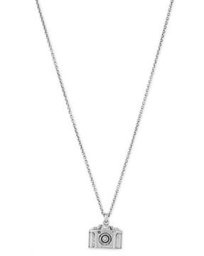 silver-plated chain with pendent