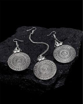 silver-plated mangtikka with earrings